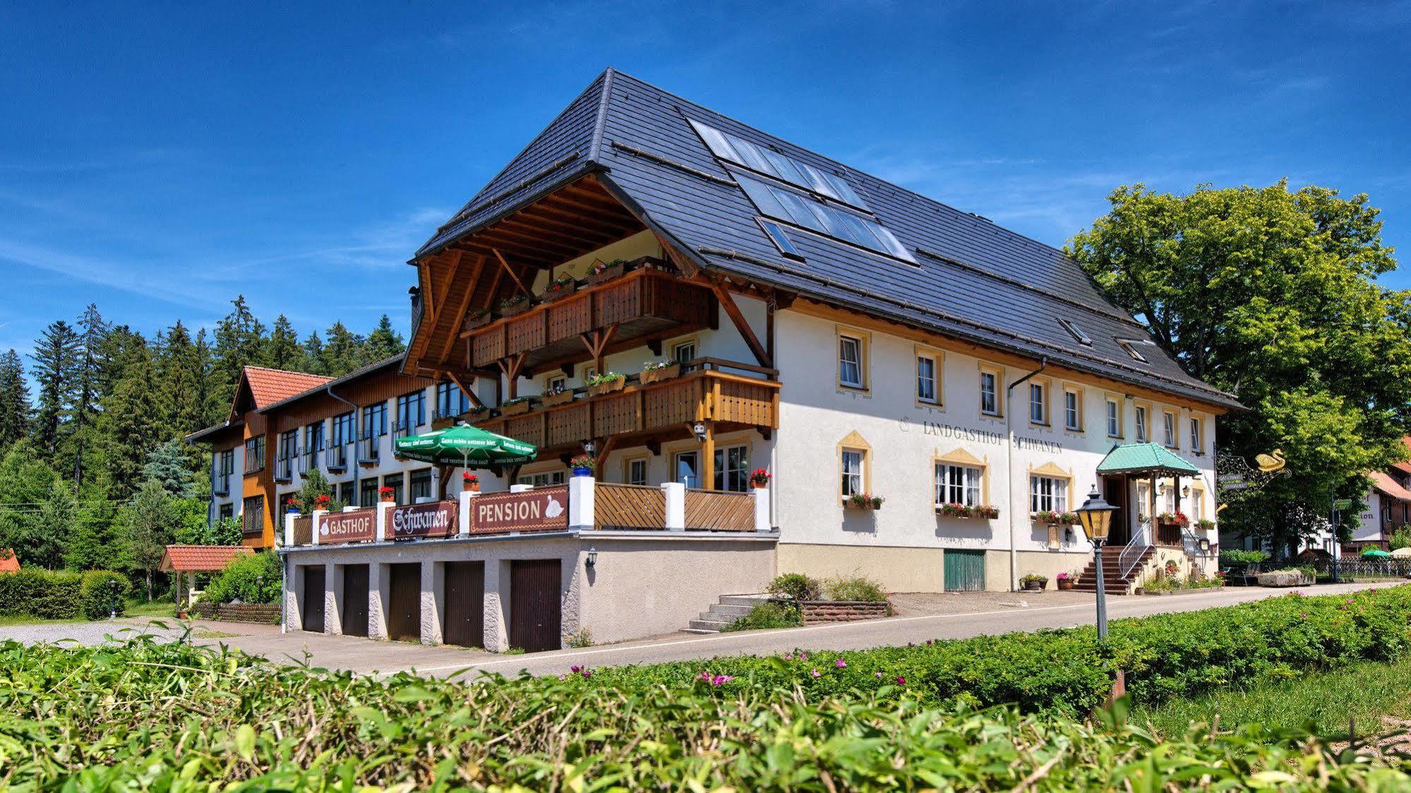 Landgasthof Zum Schwanen Hornberg Bagian luar foto