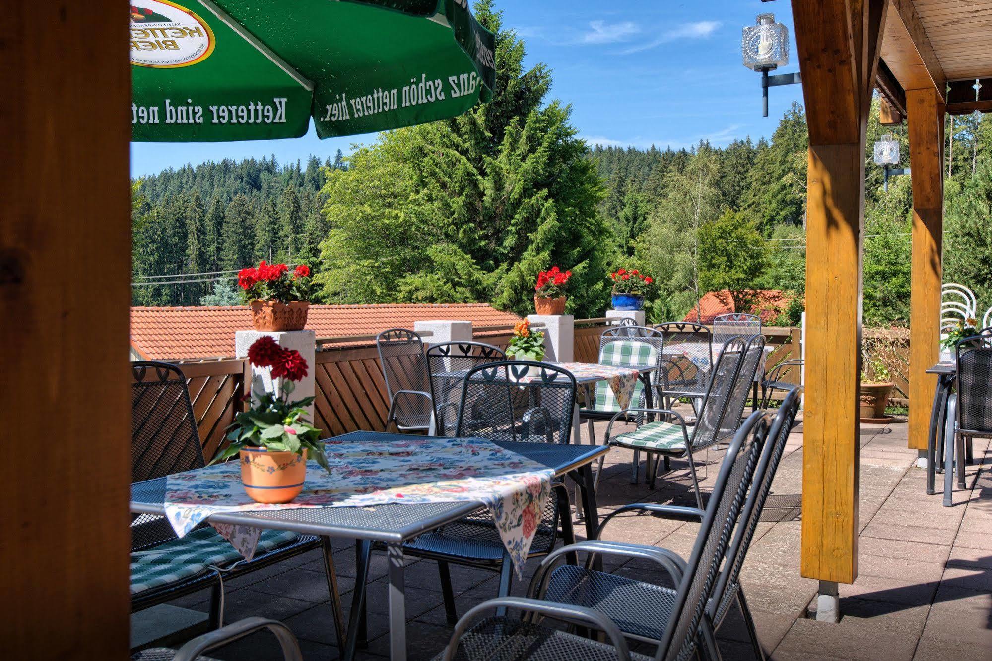 Landgasthof Zum Schwanen Hornberg Bagian luar foto