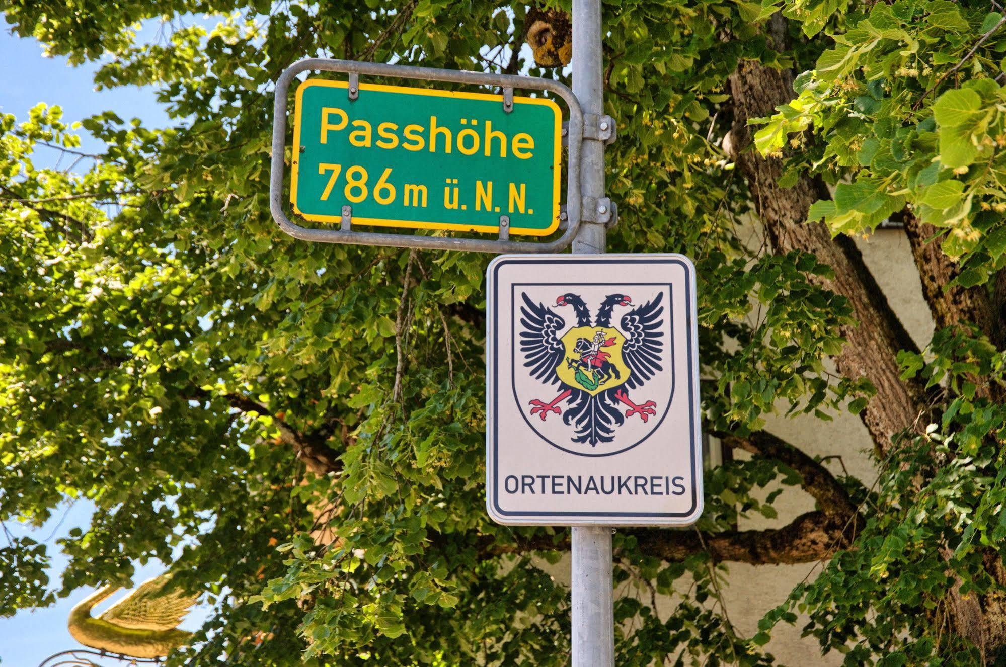 Landgasthof Zum Schwanen Hornberg Bagian luar foto