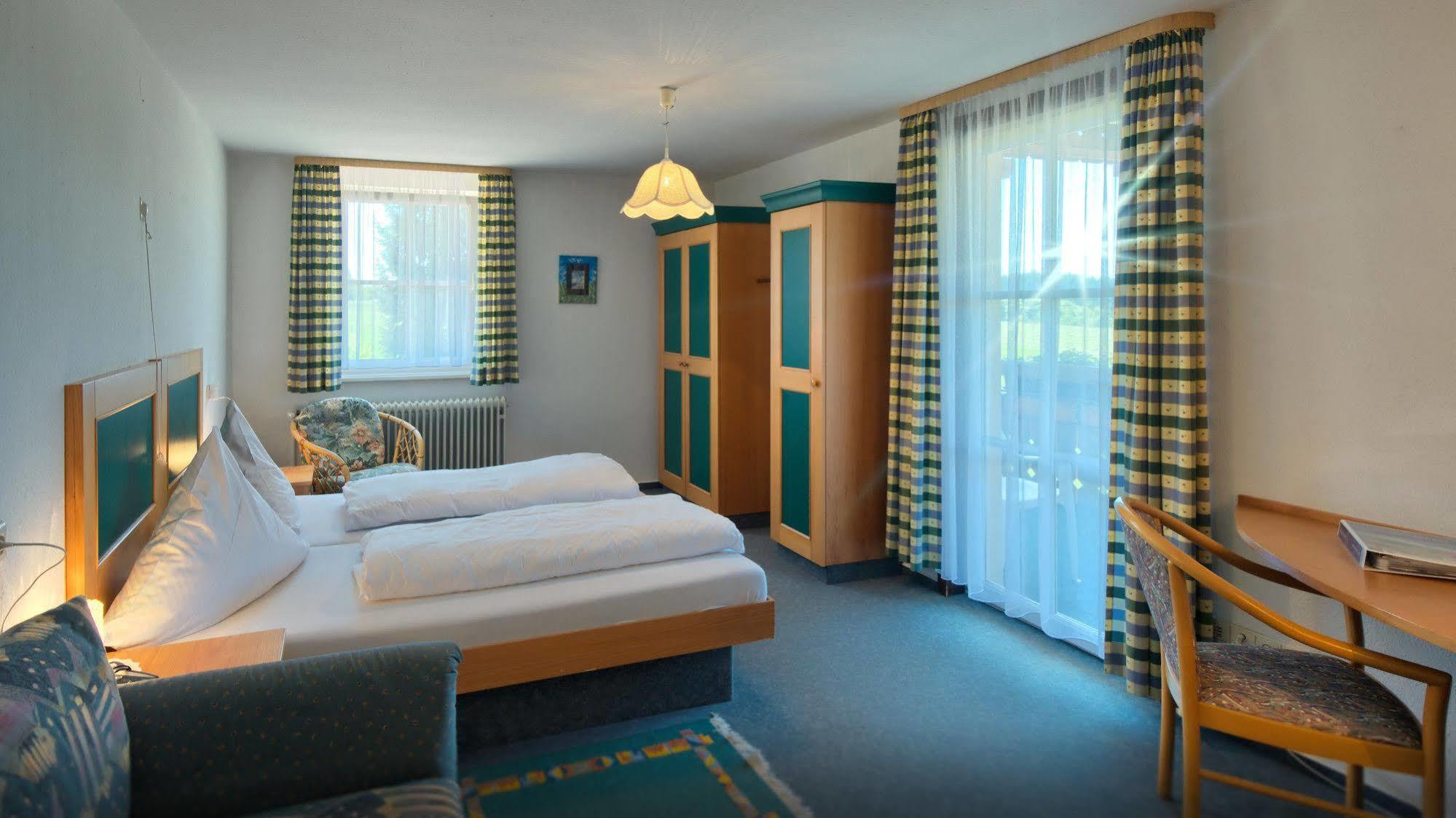 Landgasthof Zum Schwanen Hornberg Bagian luar foto